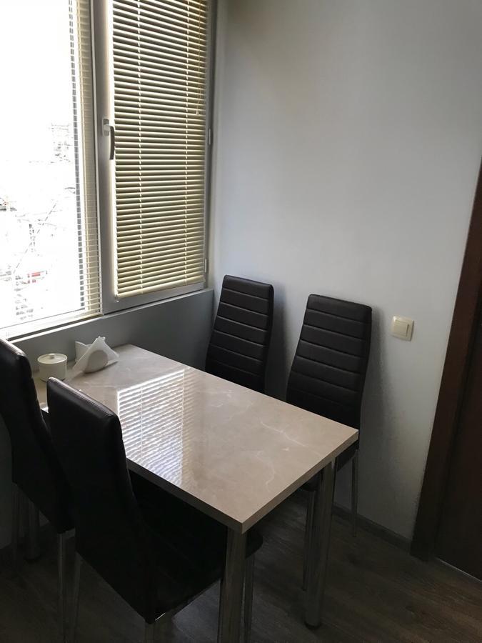 Aleon Hotel Тбілісі Екстер'єр фото