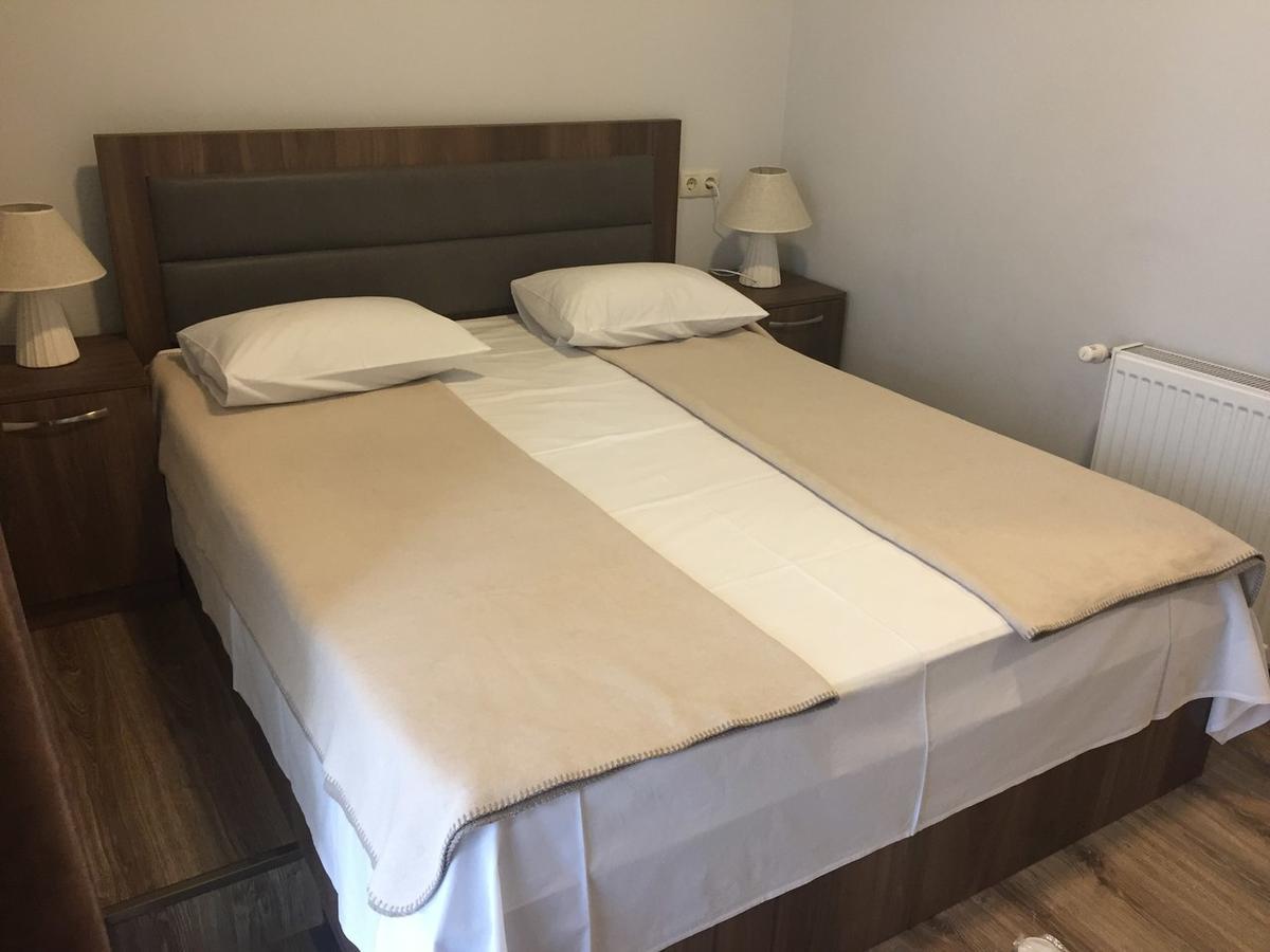 Aleon Hotel Тбілісі Екстер'єр фото