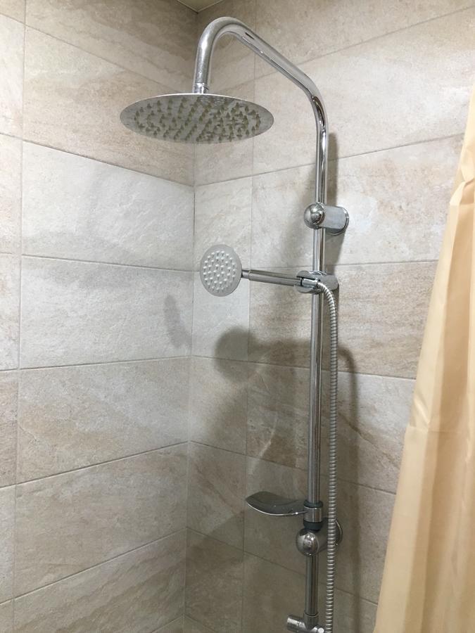 Aleon Hotel Тбілісі Екстер'єр фото