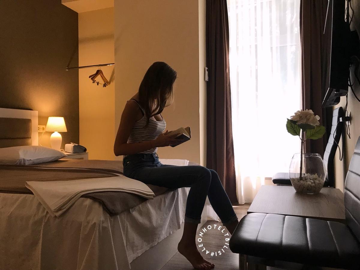 Aleon Hotel Тбілісі Екстер'єр фото